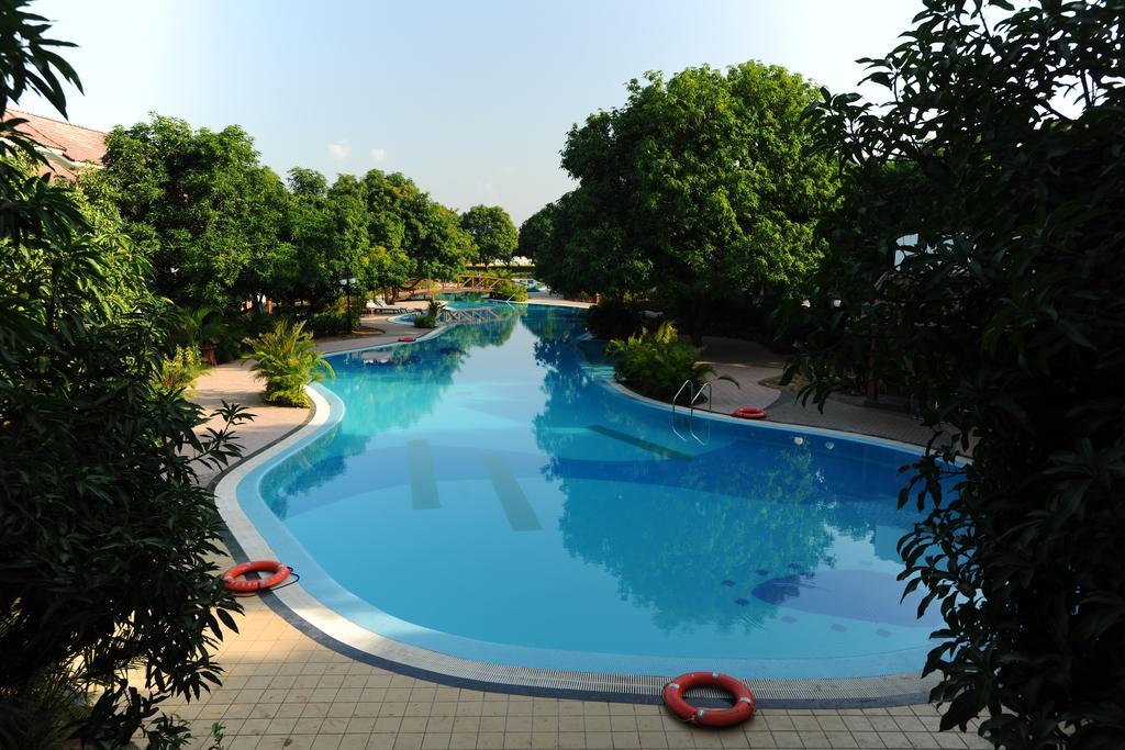 Madhubhan Resort & Spa Anand Exterior photo