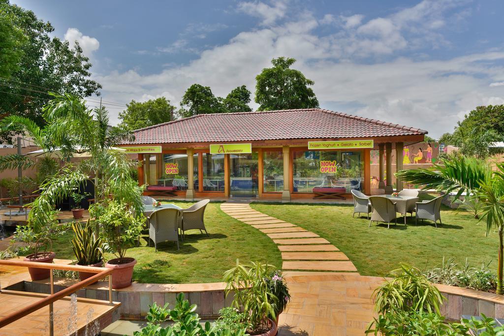 Madhubhan Resort & Spa Anand Exterior photo