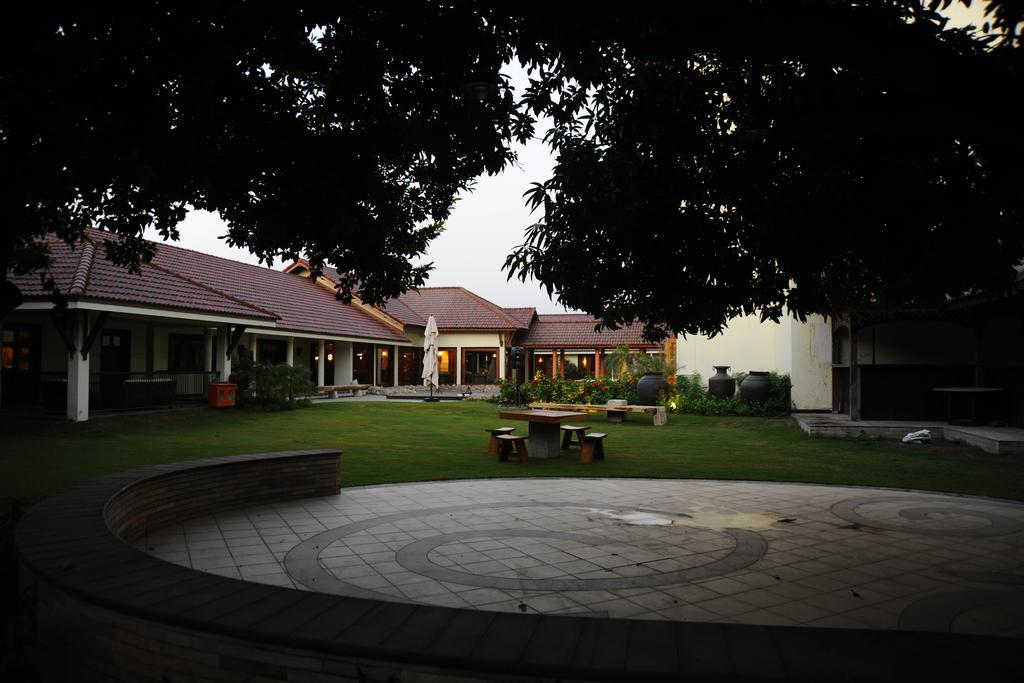 Madhubhan Resort & Spa Anand Exterior photo