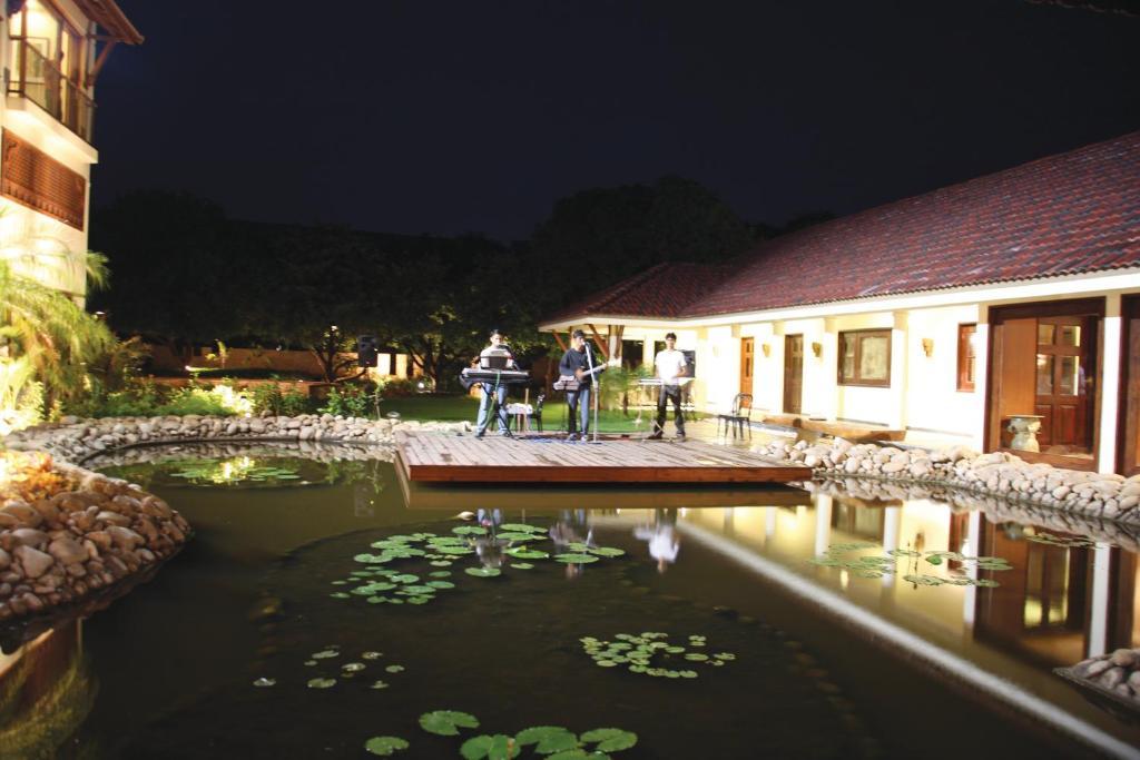 Madhubhan Resort & Spa Anand Exterior photo